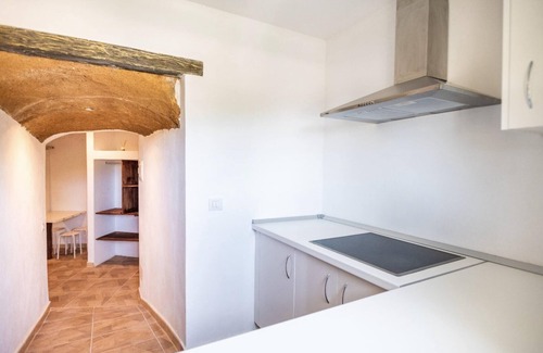 Arico House | Vacation Home 'Guayarmina' with Sea View, Shared Pool and Wi-Fi