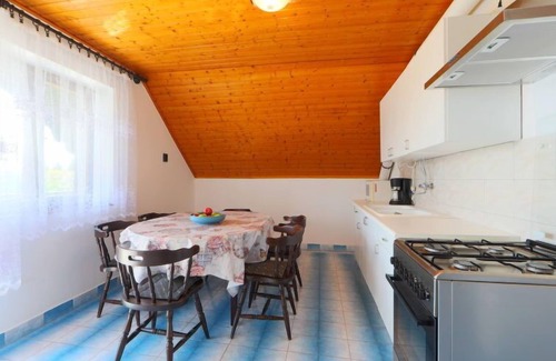 Balatonkeresztur House | Vacation home Akazie by Interhome