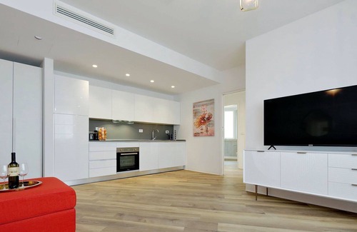 Nomentano House | Vacation Home in Rome with 2 bedrooms sleeps 6