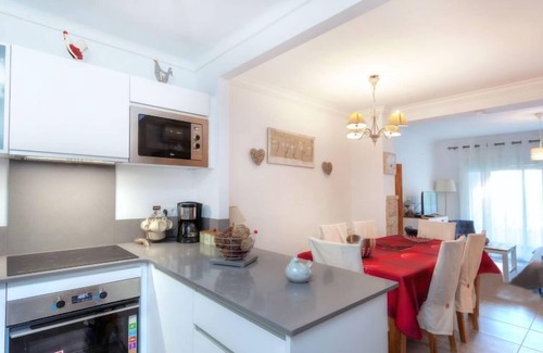 L'Escala House | Vacation home Isis by Interhome