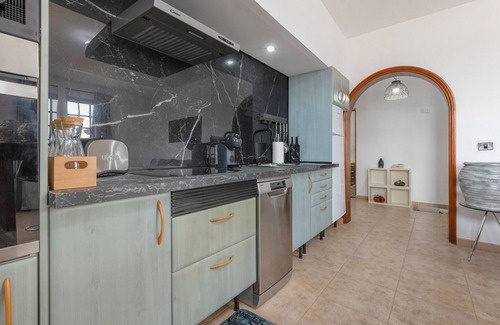 Tuineje House | Vacation Home 'Las Catalinas' with Mountain View, Private Terrace, and Wi-Fi