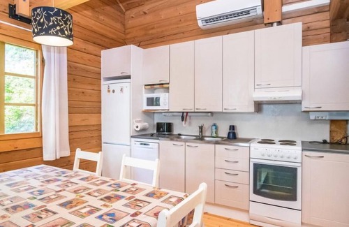 Iitti House | Vacation home Miilu by Interhome