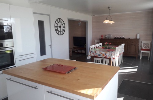 Plomodiern House | Vacation home, Plomodiern, Finistère, 2 to 8 pers, 7 kilometers from the beach