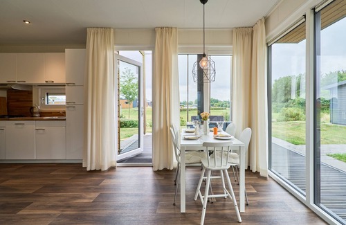 Suesel House | Vacation home Seeadler with terrace and lake proximity