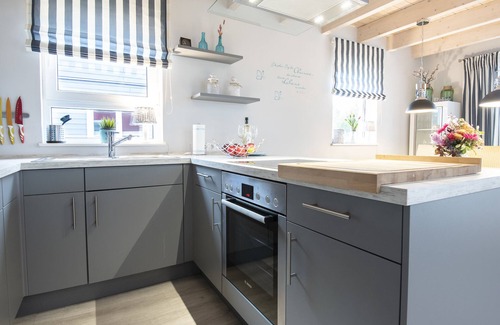 Heringsdorf House | Vacation home Seeliebe 1 with its own sauna in Seepark Süssau