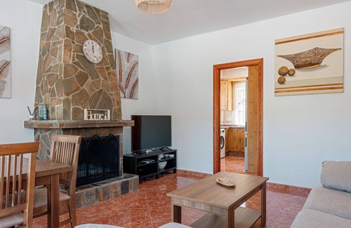 Almogia House | Vacation Home "Sunset El Tejar" with Mountain View, Private Pool & Wi-Fi