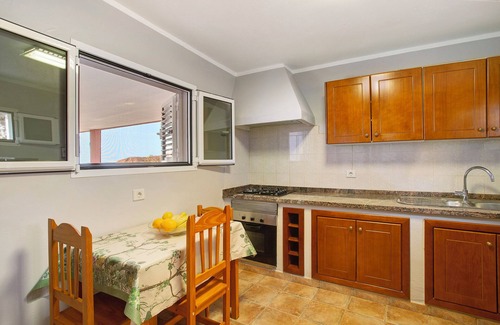 San Bartolome de Tirajana Villa | Vacation Home "Vidalenta El Salobre" with Mountain View, Private Pool & Wi-Fi