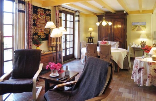 Maubuisson House | Vacation home Villa Vivara (MAU110) in Maubuisson - 8 persons, 4 bedrooms