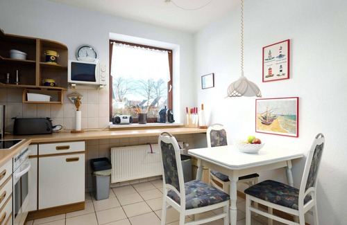 Heikendorf House | Vacation home Wagners Residenz with terrace and balcony in Heikendorf