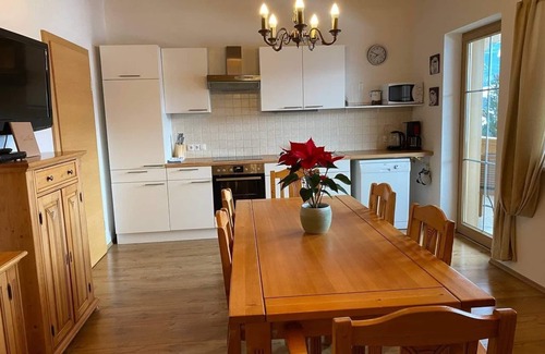 Zellbergeben Apartment | Vacation home Zillertal Panorama view