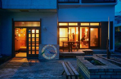 Kozushima-mura Bed & Breakfast | Vacation House Familia