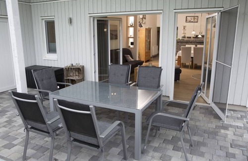 Steinbergkirche House | Vacation in a holiday home on the Baltic Sea, WiFi, sauna, whirlpool, Kappeln, beach