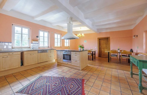 Am Ohmberg Apartment | Vacation in the castle up to 15 pers. Apartment: Burggraf & Himmelsleiter