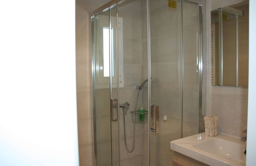 Llafranc Apartment | Vacation Rental. 50 meters to LLAFRANC (Costa Brava, SPAIN) beach. Free WIFI