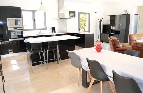 Aureille Villa | Vacation rental house with pool AUREILLE LS1-373