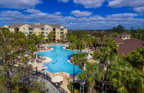 Windsor Hills Condo | Vacation Rental near Disney, Univeral Studios, Epic, w/free parking and Wi-Fi.