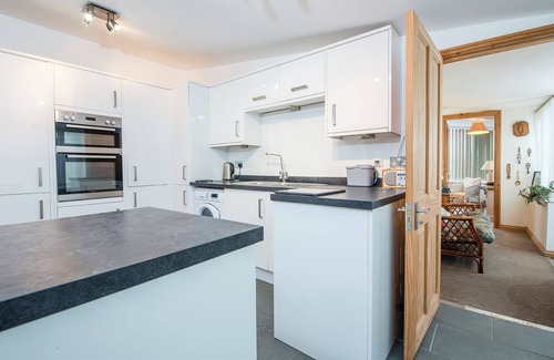 St Brides Cottage | Vagwr Eilw Cottage, Holiday Cottage Llanhowell, near Abereiddy, Sleeps 6, 3 bedrooms, bathrooms