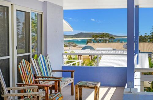 Crescent Head House | Vaka Malua 7 Scott Street