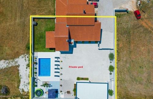 Valbandon House | Vakantiehuis Ana