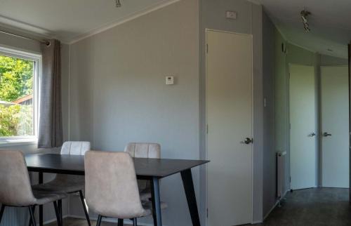 Scherpenisse Ski Chalet | Vakantiepark de Zeeuwse Parel - Beachhouse