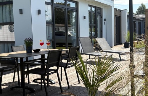 Scherpenisse Ski Chalet | Vakantiepark de Zeeuwse Parel - De Witte Parel