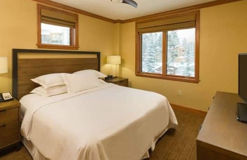 Peak 9 Resort | Valdoro 2BR/2BA PRiVATE Hot Tub New Years in the Rockies
