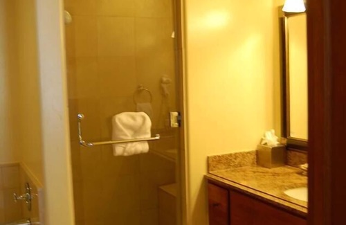 Peak 9 Resort | Valdoro 2BR/2BA PRiVATE Hot Tub New Years in the Rockies