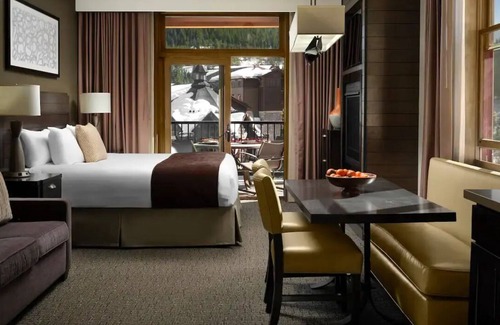 Truckee Resort | Valentines in Tahoe! 4 days 3 nights