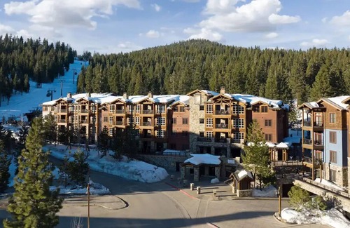Truckee Resort | Valentines in Tahoe! 4 days 3 nights
