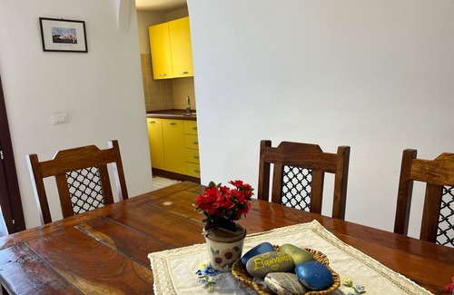 Lingueglietta Apartment | Valery House Between Hills and Sea