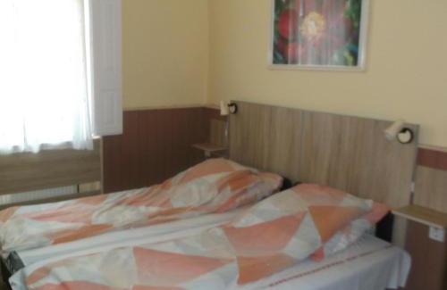 Gyula Bed & Breakfast | Vali Vendégház