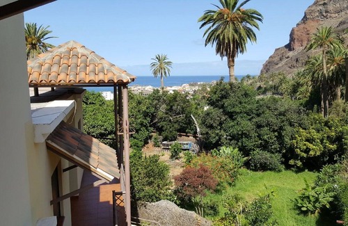 La Calera Apartment | Valle Gran Rey - Quiet and spacious Finca Contero apartment 1