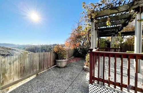 Vallejo House | Vallejo Beautiful 4br Home wt Mountain View Napa