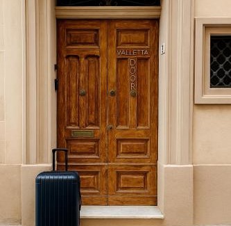 Floriana Apartment | Valletta Door