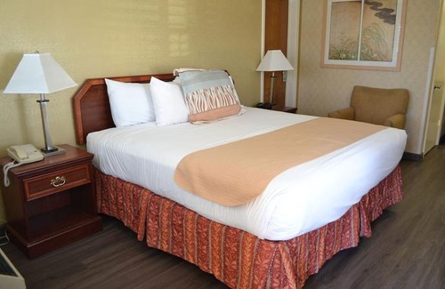 Newhall Hotel | Valley Inn San Jose
