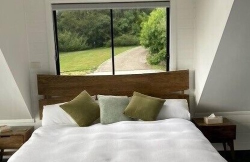 Beaumont Apartment | Valley View Studio - Beautifully newly renovated studio