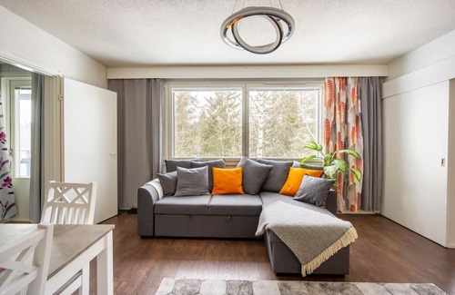 Mikkeli Apartment | Valoisa huoneisto jossa erinomaiset vuoteet.