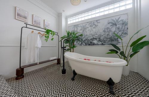 Trang Tien House | Valse - Hanoi Opera homestay