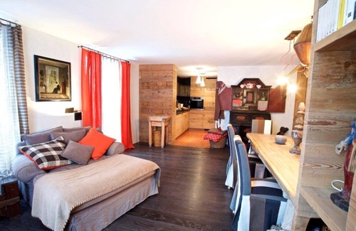Samedan Apartment | VALUABLE APARTMENT IN ST. MORITZ - CHESA LA POSTA 100 m2 6 PLACES