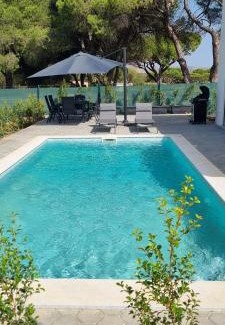 Vilamoura Villa | Valverde 2 Villa, Vilamoura, Algarve, only 5 minutes from Marina, Golf and Beach