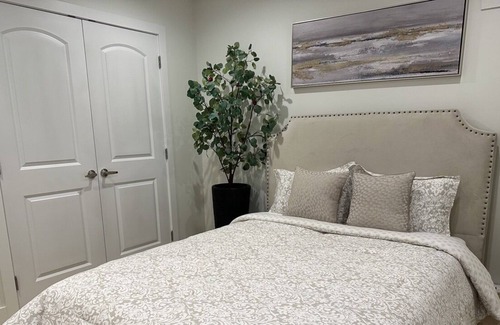 Marpole House | Van to Stay