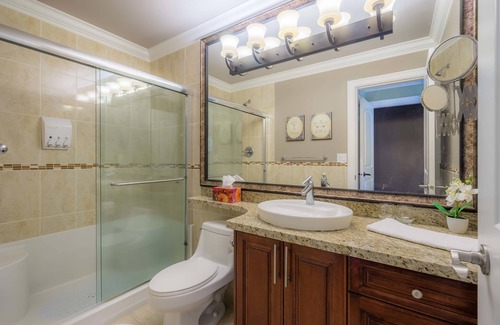 Coquitlam House | Vancouver Yuelai Guesthouse