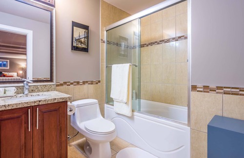 Coquitlam House | Vancouver Yuelai Guesthouse