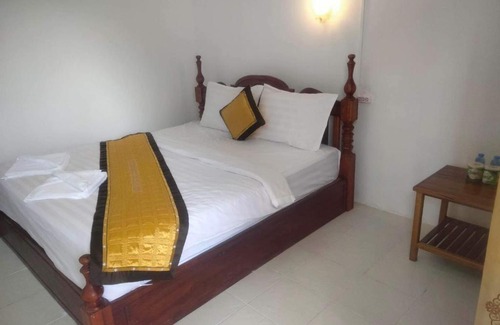 Vang Vieng Bed & Breakfast | Vang vieng Dior