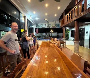 Vang Vieng Hotel | Vang Vieng Sky Mountain View Hotel