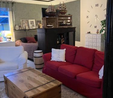 Loviisa Apartment | Vanha Ravintola Ölvin Suolatorilla - Vanhan Kanttorilan yhteydessä