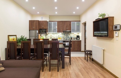 Piasek Połnoc Apartment | Vanilla 5, 4bdr 2 bth apartment 5min from Krakow's Main Square