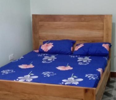 Arusha Cabin | Vanilla coffee farm lodge campsite