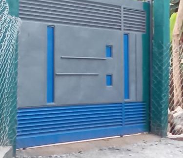 Arusha Cabin | Vanilla coffee farm lodge campsite