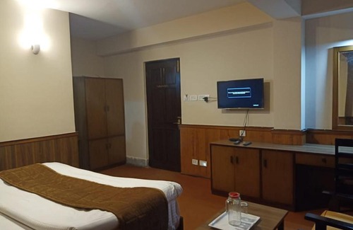 Sungava Hotel | Vanjula Residency